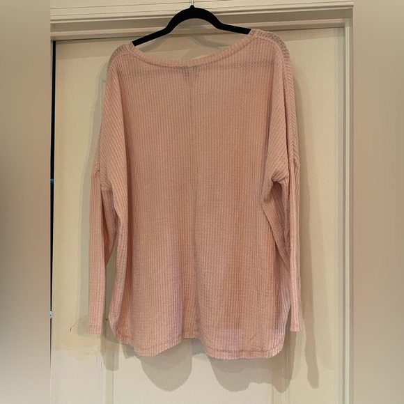 Urban Outfitters Pink V-Neck Oversized Sweater - Picture 2 of 3